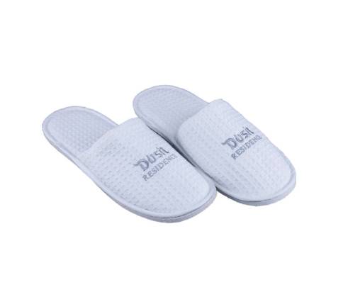 What Material Is Good for Disposable Slippers for Hotels?