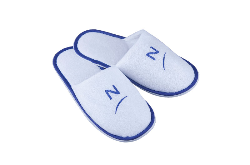 Customized Size Blue Closed Toe Hotel Slippers