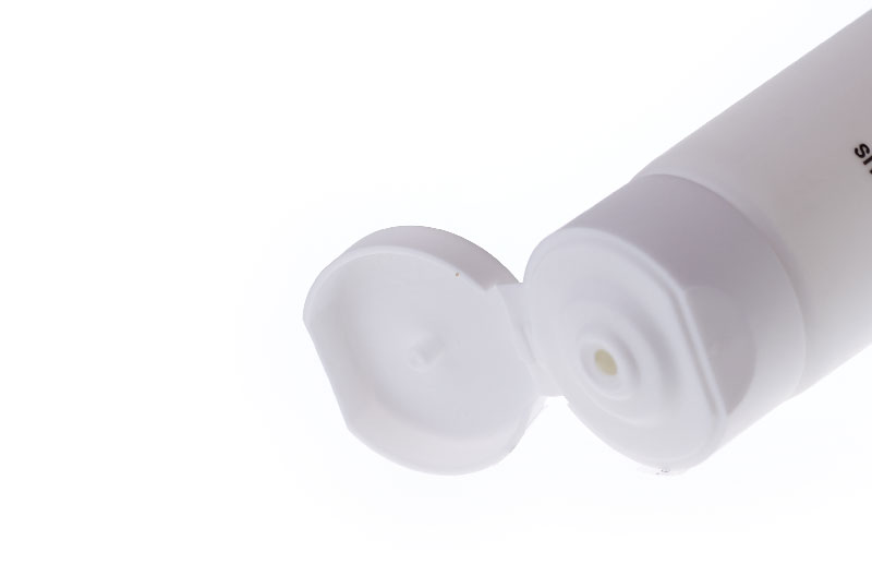 Eco Basics White Tube With Sealing