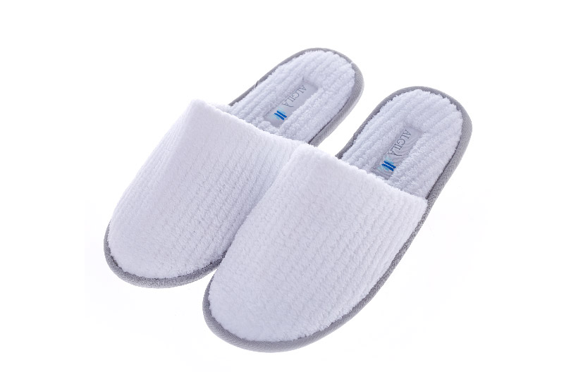 Hotel Necessities Men Slippers