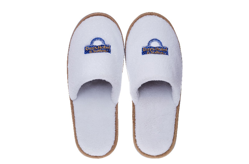 Hotel Slipper Manufacturer